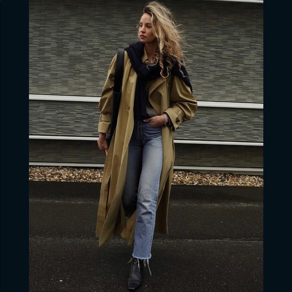 Vintage Burberry Trench Coat - Picture 17 of 17